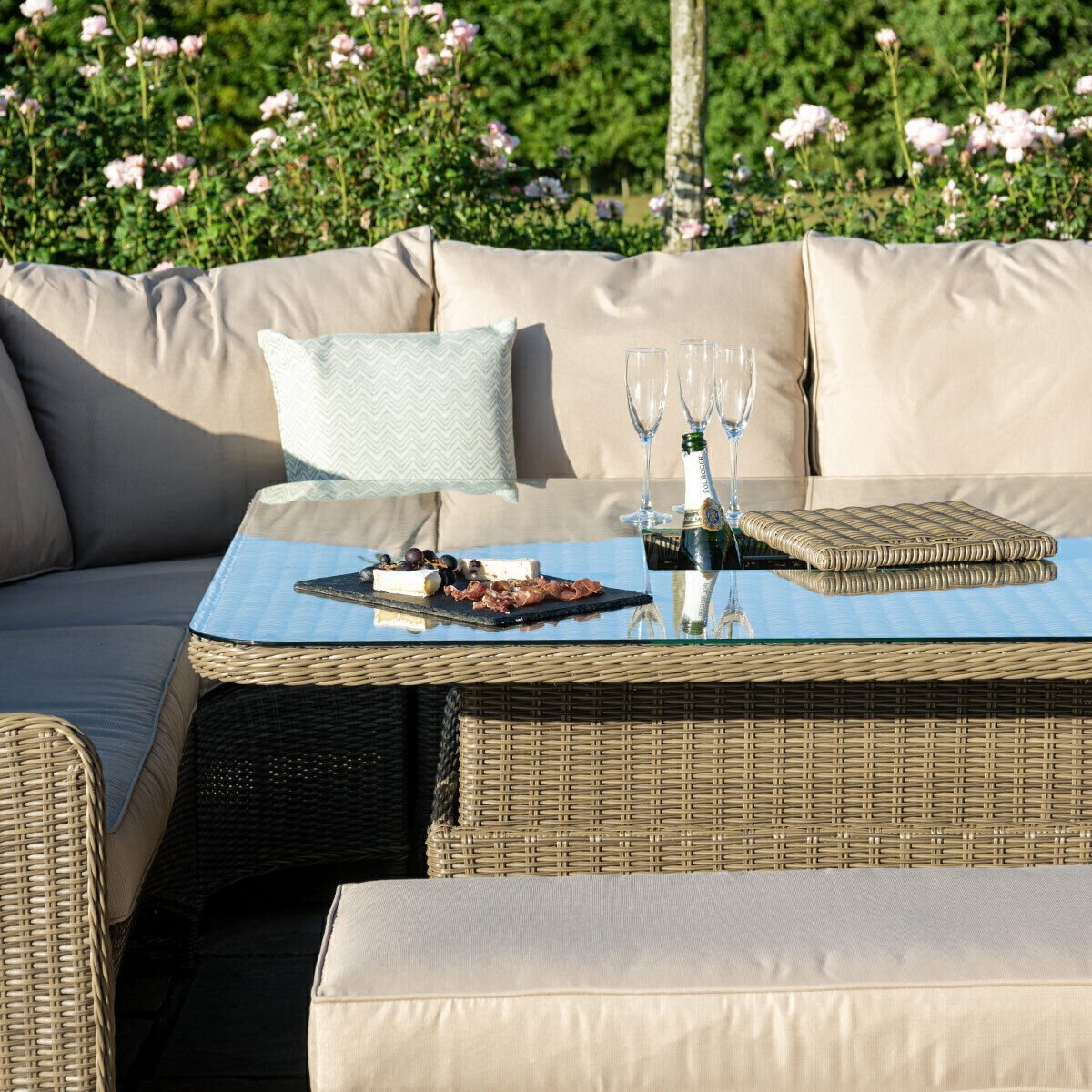 Winchester Royal Corner Rattan Lounge - Image 2