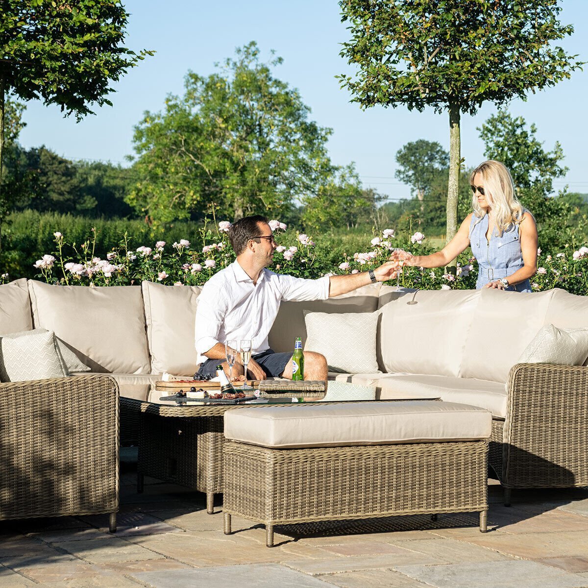 Winchester Royal Corner Rattan Lounge - Image 6