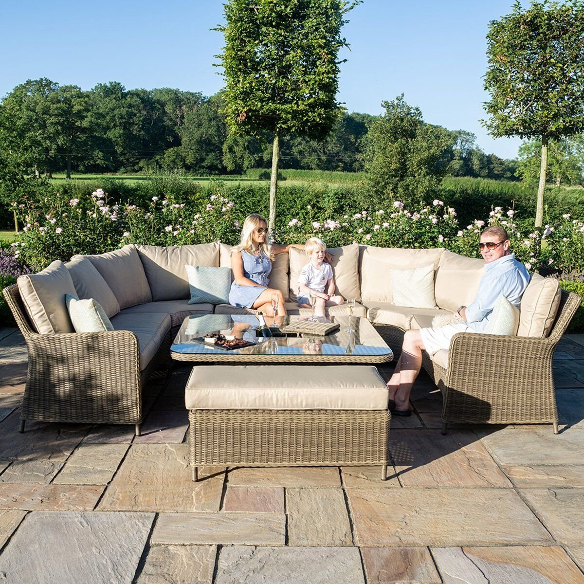 Winchester Royal Corner Rattan Lounge - Image 7