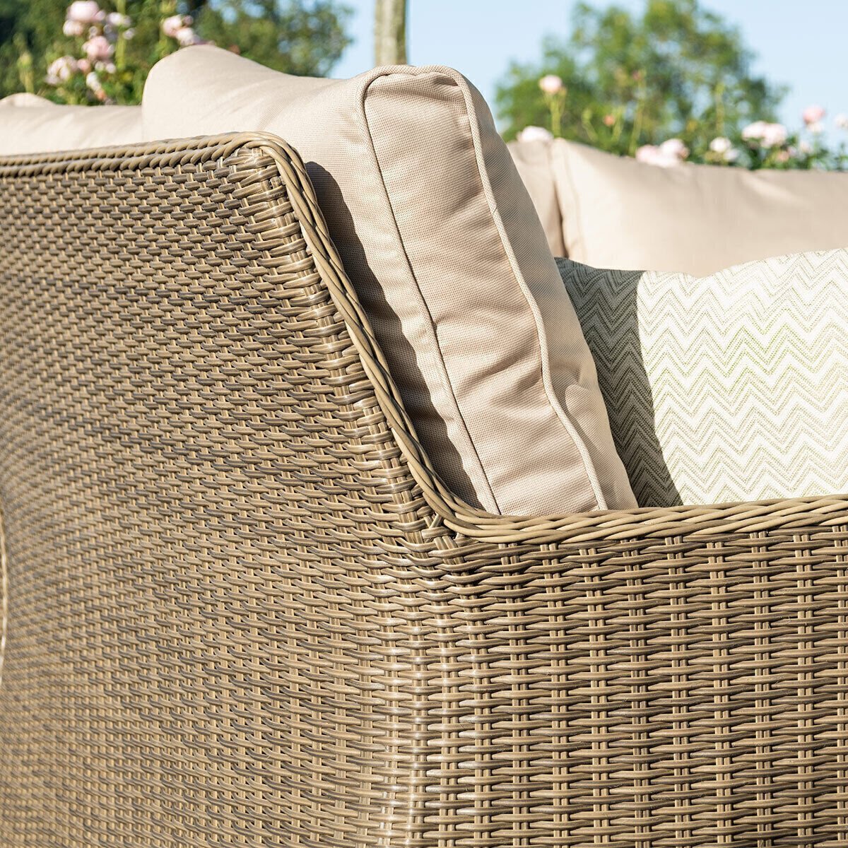 Winchester Royal Corner Rattan Lounge - Image 8